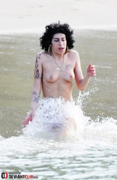 Cuando Amy Winehouse's se operó las tetas