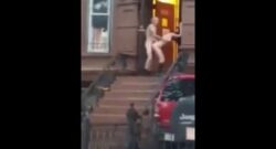 Abuelo folla a un puta en la puerta de su casa