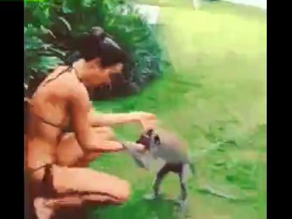 Zoofilia Con Monos - Intento de violaciÃ³n de un mono a una chica | Porno Bizarro, Sexo Extremo,  Videos XXX Brutales